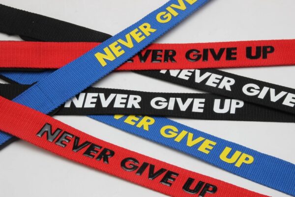Weightlifting straps manufacturer producing custom gym straps for lifting and strength training